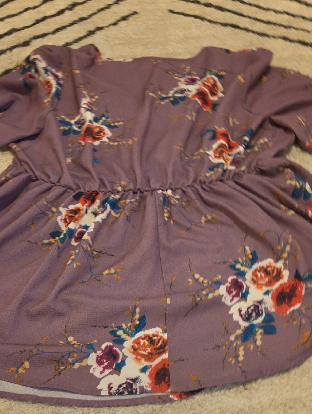 BloomChic Lavender Purple Floral Surplice Peplum Tunic - Picture 5 of 5